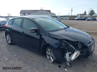 2014 Ford Focus SE with VIN 1FADP3K25EL166913, listed as a IAAI auction lot 41921984 with 112,175 mi miles. Bid and sale history available at carsss.com. Image 1.