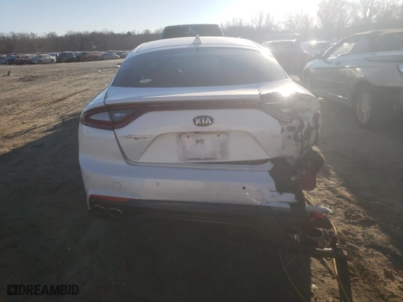 2018 Kia Stinger Premium with VIN KNAE25LA4J6037100, listed as a Copart auction lot 41761575 with 71,202 mi miles and Salvage Title. Bid and sale history available at carsss.com. Image 6.
