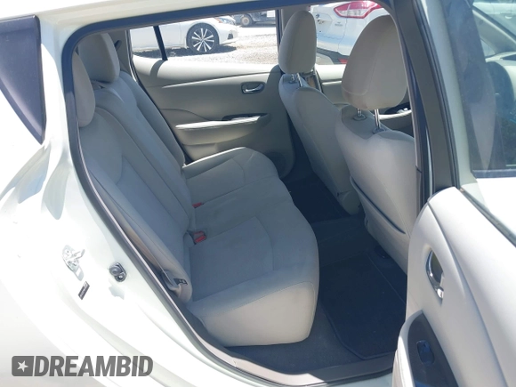 2011 Nissan LEAF SL-e z VIN JN1AZ0CP4BT004687, wystawiony jako IAAI lot #42318422 z przebiegiem 101 344 mil mil oraz . Historia ofert i sprzedaży dostępna na DreamBid. Obrazek 8.