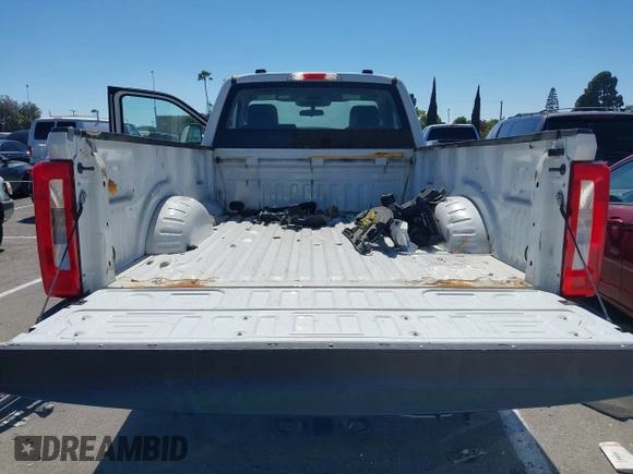 2023 Ford F-250 XL with VIN 1FTBF2AA6PEE09157, listed as a IAAI auction lot 42629266 with 15,571 mi miles and . Bid and sale history available at DreamBid. Image 18.