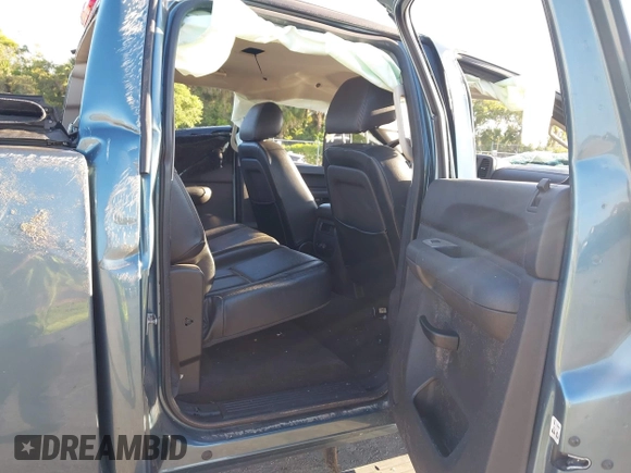 2010 GMC Sierra 1500 SLE z VIN 3GTRKVE30AG239997, wystawiony jako IAAI lot #42056748 z przebiegiem 159 931 mil mil oraz . Historia ofert i sprzedaży dostępna na DreamBid. Obrazek 8.