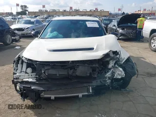 2024 Honda Civic Type R z VIN JHMFL5G42RX003041, wystawiony jako IAAI lot #41548644 z przebiegiem 7 395 mil mil oraz . Historia ofert i sprzedaży dostępna na DreamBid. Obrazek 13.