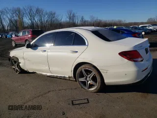 2017 Mercedes-Benz E-Class E 300 Luxury with VIN WDDZF4KB0HA180264, listed as a Copart auction lot 38494843 with 108,034 mi miles. Bid and sale history available at carsss.com. Image 2.