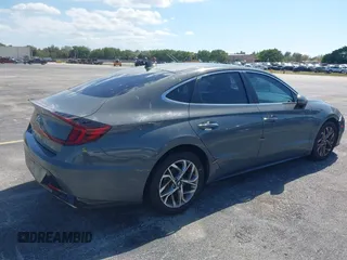 2020 Hyundai Sonata SEL z VIN 5NPEF4JA4LH060325, wystawiony jako IAAI lot #41957739 z przebiegiem 81 048 mil mil oraz . Historia ofert i sprzedaży dostępna na DreamBid. Obrazek 4.