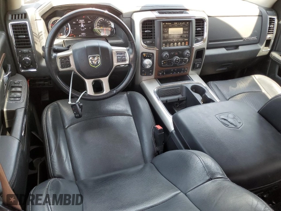 2016 Ram 1500 Laramie z VIN 1C6RR7NT7GS295449, wystawiony jako Copart lot #52045075 z przebiegiem 162 133 mil mil oraz Szkoda całkowita • Salvage title. Historia ofert i sprzedaży dostępna na DreamBid. Obrazek 8.