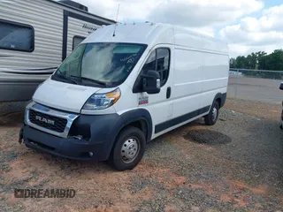 2020 Ram ProMaster Cargo z VIN 3C6TRVDG5LE115932, wystawiony jako IAAI lot #42060526 z przebiegiem 145 147 mil mil oraz . Historia ofert i sprzedaży dostępna na DreamBid. Obrazek 2.