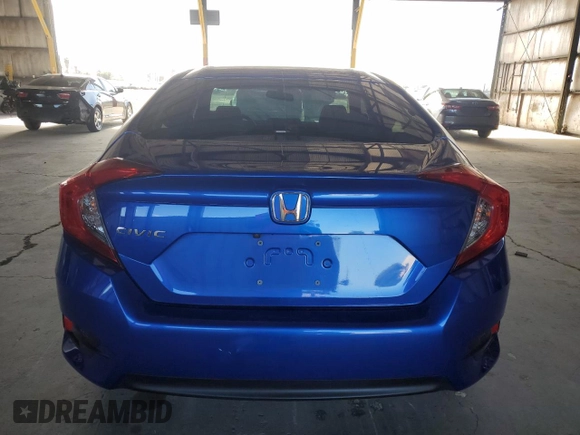 2017 Honda Civic LX z VIN 19XFC2F55HE044966, wystawiony jako Copart lot #56800115 z przebiegiem 67 561 mil mil oraz Szkoda całkowita • Salvage title. Historia ofert i sprzedaży dostępna na DreamBid. Obrazek 6.