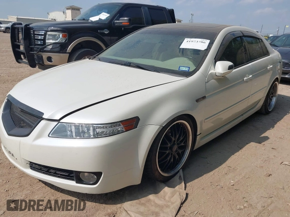 2008 Acura TL with VIN 19UUA66278A001163, listed as a IAAI auction lot 41973786 with 252,697 mi miles. Bid and sale history available at carsss.com. Image 2.