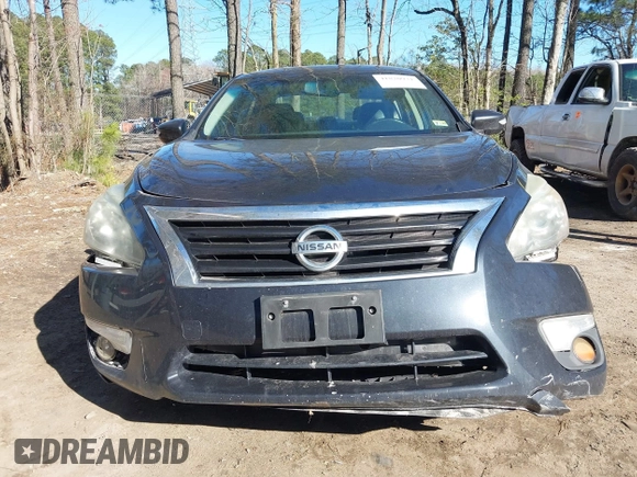 2014 Nissan Altima SL with VIN 1N4AL3AP5EC142445, listed as a IAAI auction lot 41820931 with 253,146 mi miles and . Bid and sale history available at DreamBid. Image 6.