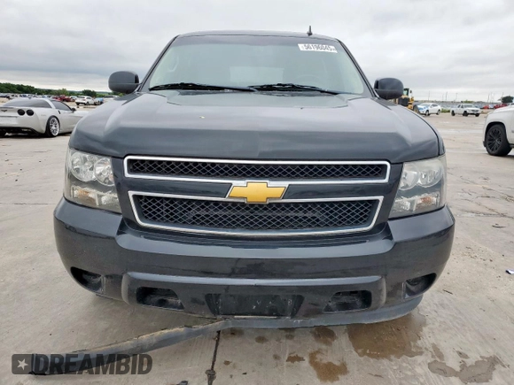 2013 Chevrolet Tahoe LS with VIN 1GNSCAE00DR373160, listed as a Copart auction lot 56196045 with 225,899 mi miles and Clean title. Bid and sale history available at DreamBid. Image 5.