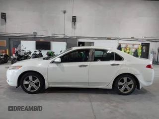 2011 Acura TSX with VIN JH4CU2F6XBC000953, listed as a IAAI auction lot 42738966 with 256,414 mi miles and . Bid and sale history available at DreamBid. Image 14.