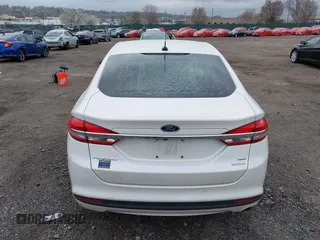 2018 Ford Fusion SE with VIN 3FA6P0HD9JR130315, listed as a IAAI auction lot 41913367 with 68,839 mi miles. Bid and sale history available at carsss.com. Image 17.