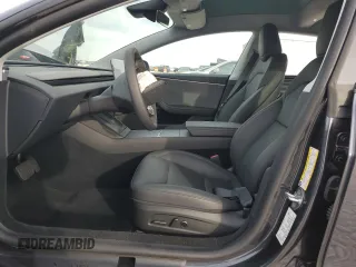2024 Tesla Model 3 z VIN 5YJ3E1EA6RF864393, wystawiony jako Copart lot #41414425 z przebiegiem 1 529 mil mil oraz Szkoda całkowita • Salvage title. Historia ofert i sprzedaży dostępna na DreamBid. Obrazek 7.