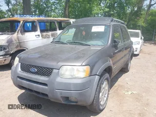 2002 Ford Escape XLT Choice with VIN 1FMYU041X2KB88832, listed as a IAAI auction lot 42400767 with 194,124 mi miles and . Bid and sale history available at DreamBid. Image 2.