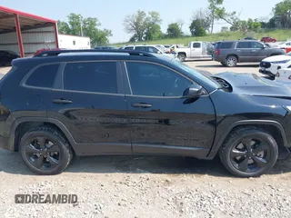 2017 Jeep Cherokee Altitude с VIN 1C4PJLAS6HW654863, выставлен на аукционе IAAI как лот 42477192 с пробегом 58 501 миль миль и . История ставок и продаж доступна на DreamBid. Изображение 13.