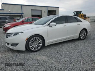 2015 Lincoln MKZ with VIN 3LN6L2G95FR610305, listed as a Copart auction lot 58313055 with 146,561 mi miles and Salvage title. Bid and sale history available at DreamBid. Image 1.