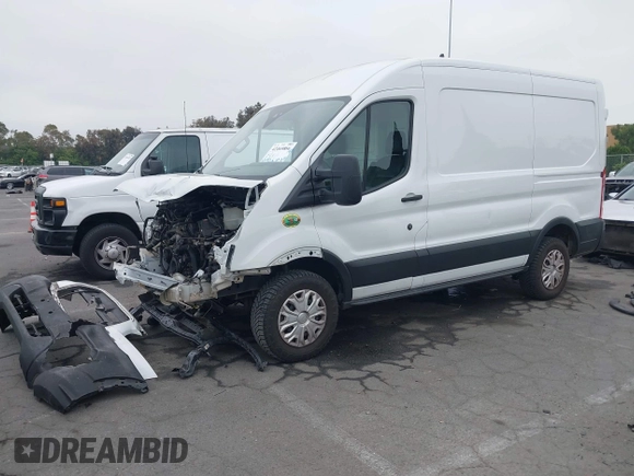 2023 Ford Transit Cargo with VIN 1FTBR1C86PKA02758, listed as a IAAI auction lot 42465866 with 33,095 mi miles and . Bid and sale history available at DreamBid. Image 2.