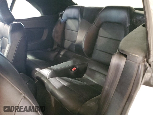 2018 Ford Mustang EcoBoost Premium with VIN 1FATP8UH9J5124396, listed as a Copart auction lot 61781055 with 105,036 mi miles and Salvage title. Bid and sale history available at DreamBid. Image 10.