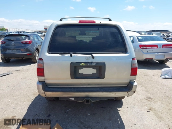 2000 Toyota 4Runner SR5 z VIN JT3GN86R8Y0158722, wystawiony jako IAAI lot #42200093 z przebiegiem 226 949 mil mil oraz . Historia ofert i sprzedaży dostępna na DreamBid. Obrazek 16.