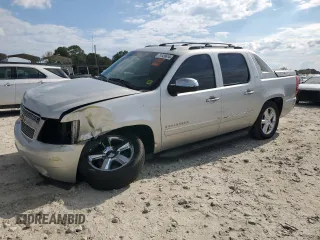 2011 Chevrolet Avalanche LTZ with VIN 3GNTKGE39BG302847, listed as a Copart auction lot 74126814 with 246,301 mi miles and Salvage Title. Bid and sale history available at carsss.com. Image 1.