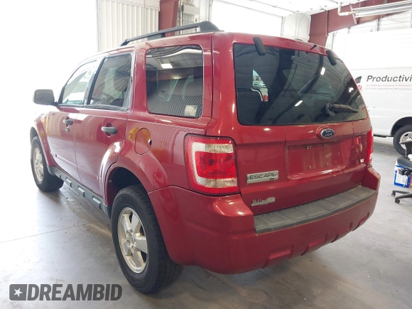 2008 Ford Escape XLT with VIN 1FMCU03198KE82341, listed as a IAAI auction lot 42573165 with 133,620 mi miles and . Bid and sale history available at DreamBid. Image 3.