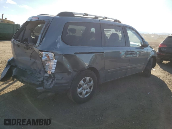 2008 Kia Sedona LX with VIN KNDMB233086261604, listed as a Copart auction lot 48936035 with 313,041 mi miles and Salvage Title. Bid and sale history available at carsss.com. Image 3.