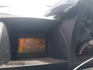 2012 Scion iQ z VIN JTNJJXB01CJ018329, wystawiony jako IAAI lot #42441103 z przebiegiem 173 729 mil mil oraz . Historia ofert i sprzedaży dostępna na DreamBid. Obrazek 7.