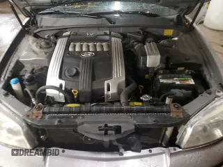2005 Hyundai XG with VIN KMHFU45E05A420459, listed as a Copart auction lot 85976864 with 93,068 mi miles and Salvage Title. Bid and sale history available at carsss.com. Image 11.