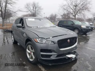 2018 Jaguar F-PACE 30t Premium with VIN SADCJ2GX0JA237967, listed as a IAAI auction lot 41512495 with 82,082 mi miles. Bid and sale history available at carsss.com. Image 1.