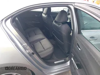 2019 Acura TLX with VIN 19UUB1F38KA010003, listed as a IAAI auction lot 41905610 with 28,644 mi miles. Bid and sale history available at carsss.com. Image 8.
