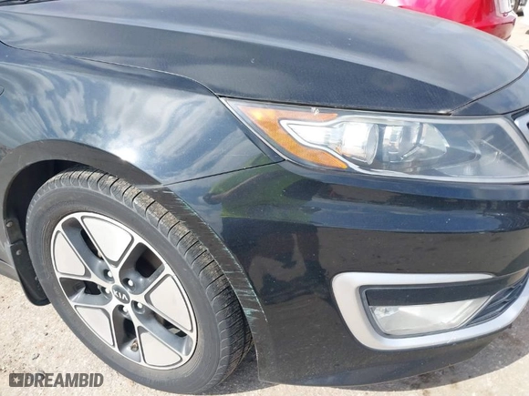 2013 Kia Optima Hybrid EX with VIN KNAGM4AD3D5046911, listed as a IAAI auction lot 41505332 with 85,305 mi miles. Bid and sale history available at carsss.com. Image 6.