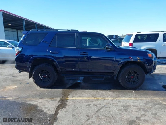 2022 Toyota 4Runner TRD Off Road Premium with VIN JTERU5JR1N6079104, listed as a IAAI auction lot 41362780 with 27,415 mi miles. Bid and sale history available at carsss.com. Image 13.