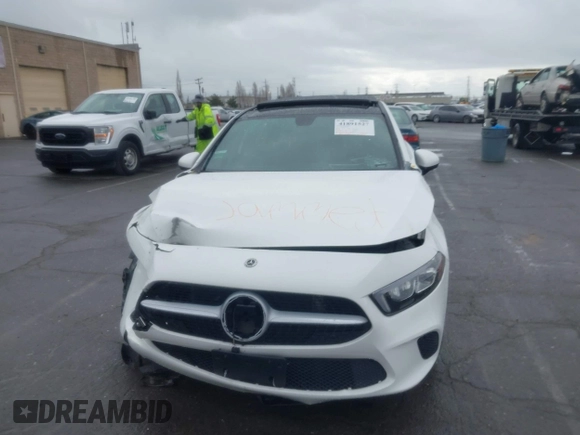 2022 Mercedes-Benz A 220 with VIN W1K3G4EB7NJ328176, listed as a IAAI auction lot 41891527 with 24,603 mi miles and . Bid and sale history available at DreamBid. Image 6.