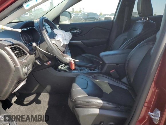 2019 Jeep Cherokee Latitude Plus z VIN 1C4PJLLB7KD308143, wystawiony jako Copart lot #61505205 z przebiegiem 94 897 mil mil oraz Szkoda całkowita • Salvage title. Historia ofert i sprzedaży dostępna na DreamBid. Obrazek 7.