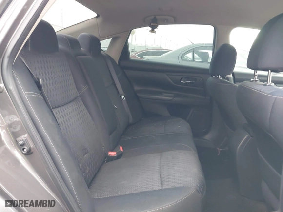2016 Nissan Altima 2.5 SR with VIN 1N4AL3AP5GN364541, listed as a IAAI auction lot 41567623 with 97,712 mi miles. Bid and sale history available at carsss.com. Image 8.