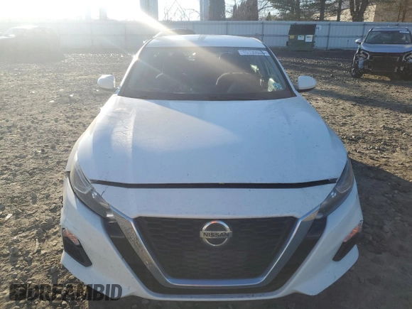 2019 Nissan Altima 2.5 S with VIN 1N4BL4BW7KC204813, listed as a Copart auction lot 46199025 with 63,966 mi miles and Salvage Title. Bid and sale history available at carsss.com. Image 5.