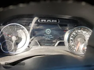 2022 Ram 1500 Big Horn with VIN 1C6RRFFG3NN455883, listed as a Copart auction lot 45040585 with 28,973 mi miles and Salvage Title. Bid and sale history available at carsss.com. Image 9.