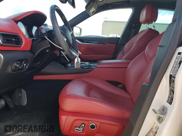 2022 Maserati Levante GT with VIN ZN661XUA1NX400259, listed as a Copart auction lot 42531984 with 26,229 mi miles. Bid and sale history available at carsss.com. Image 7.