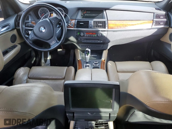 2012 BMW X5 M with VIN 5YMGY0C55CLK27483, listed as a Copart auction lot 85232104 with 116,338 mi miles and Salvage Title. Bid and sale history available at carsss.com. Image 8.