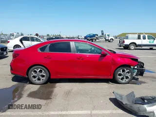 2020 Kia Forte LXS z VIN 3KPF24AD2LE248291, wystawiony jako IAAI lot #42084121 z przebiegiem 58 169 mil mil oraz . Historia ofert i sprzedaży dostępna na DreamBid. Obrazek 14.