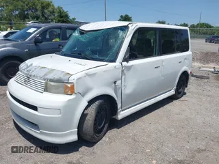 2006 Scion xB z VIN JTLKT324X64071455, wystawiony jako IAAI lot #42280653 z przebiegiem 216 297 mil mil oraz . Historia ofert i sprzedaży dostępna na DreamBid. Obrazek 2.