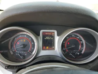 2017 Dodge Journey SXT z VIN 3C4PDDBG1HT578238, wystawiony jako Copart lot #61497045 z przebiegiem 132 179 mil mil oraz Szkoda całkowita • Salvage title. Historia ofert i sprzedaży dostępna na DreamBid. Obrazek 9.