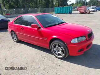 2001 BMW 3 Series 330Ci z VIN WBABN53481JU20992, wystawiony jako IAAI lot #42320103 z przebiegiem 219 244 mil mil oraz . Historia ofert i sprzedaży dostępna na DreamBid. Obrazek 1.