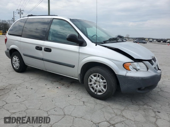 2005 Dodge Caravan SE with VIN 1D4GP25B55B344387, listed as a Copart auction lot 51122075 with 206,971 mi miles and Salvage title. Bid and sale history available at DreamBid. Image 4.