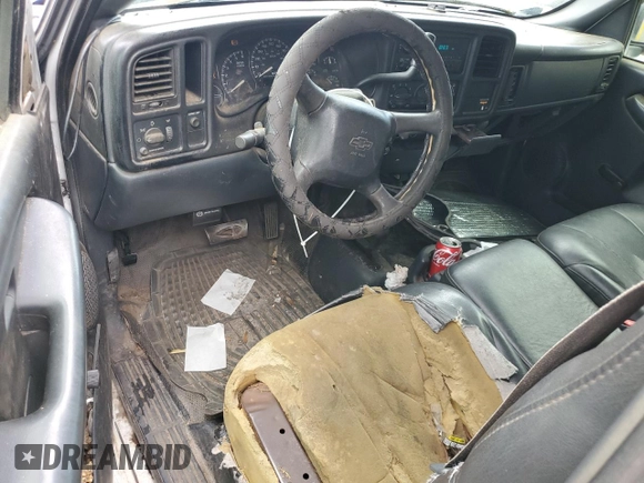 2002 Chevrolet Silverado 1500 LS with VIN 2GCEK19V821255524, listed as a Copart auction lot 52390605 with Not Provided miles and Salvage Title. Bid and sale history available at DreamBid. Image 8.