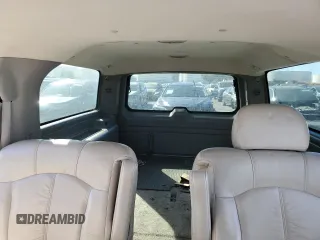 2000 Chevrolet Suburban LT with VIN 3GNFK16T8YG186798, listed as a Copart auction lot 73333444 with 253,866 mi miles and Salvage Title. Bid and sale history available at carsss.com. Image 10.
