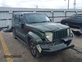 2009 Jeep Liberty Sport z VIN 1J8GP28K19W504653, wystawiony jako IAAI lot #41705163 z przebiegiem 145 052 mil mil oraz . Historia ofert i sprzedaży dostępna na DreamBid. Obrazek 1.
