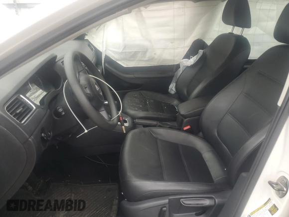 2014 Volkswagen Jetta SE with VIN 3VWD17AJ5EM365810, listed as a Copart auction lot 60676755 with 119,975 mi miles and Salvage title. Bid and sale history available at DreamBid. Image 7.