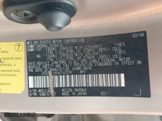 2006 Toyota Highlander w/3rd Row with VIN JTEEP21A960163299, listed as a IAAI auction lot 41179758 with 205,521 mi miles. Bid and sale history available at carsss.com. Image 9.