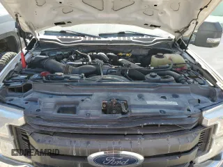 2019 Ford F-350 z VIN 1FT8W3AT3KEF01742, wystawiony jako Copart lot #71810954 z przebiegiem 92 873 mil mil oraz Szkoda całkowita • Salvage title. Historia ofert i sprzedaży dostępna na DreamBid. Obrazek 12.